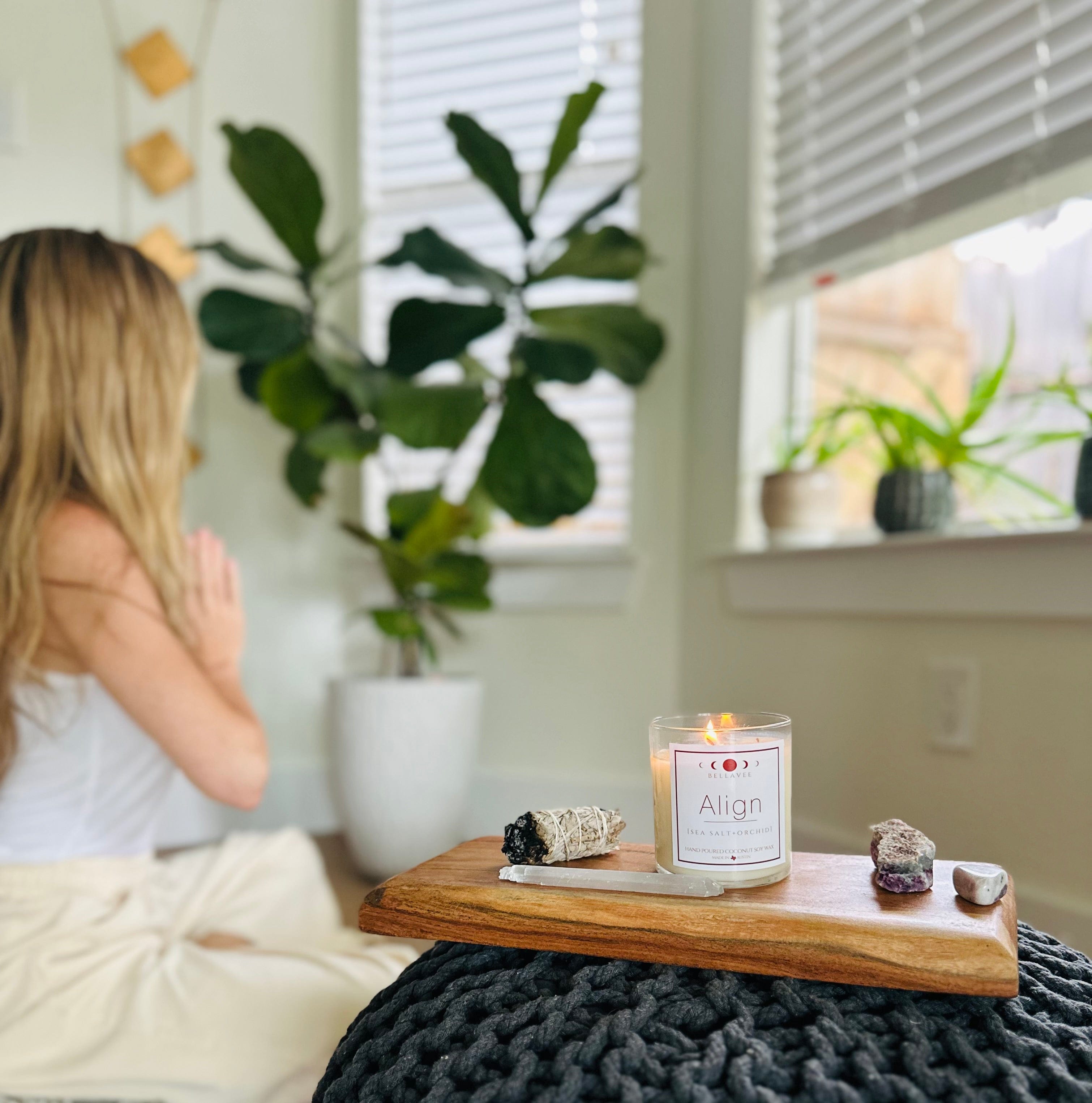 Align crystal candle perfect for meditation rituals, infused with crystals for mindfulness and relaxation, made with eco-friendly coconut wax
