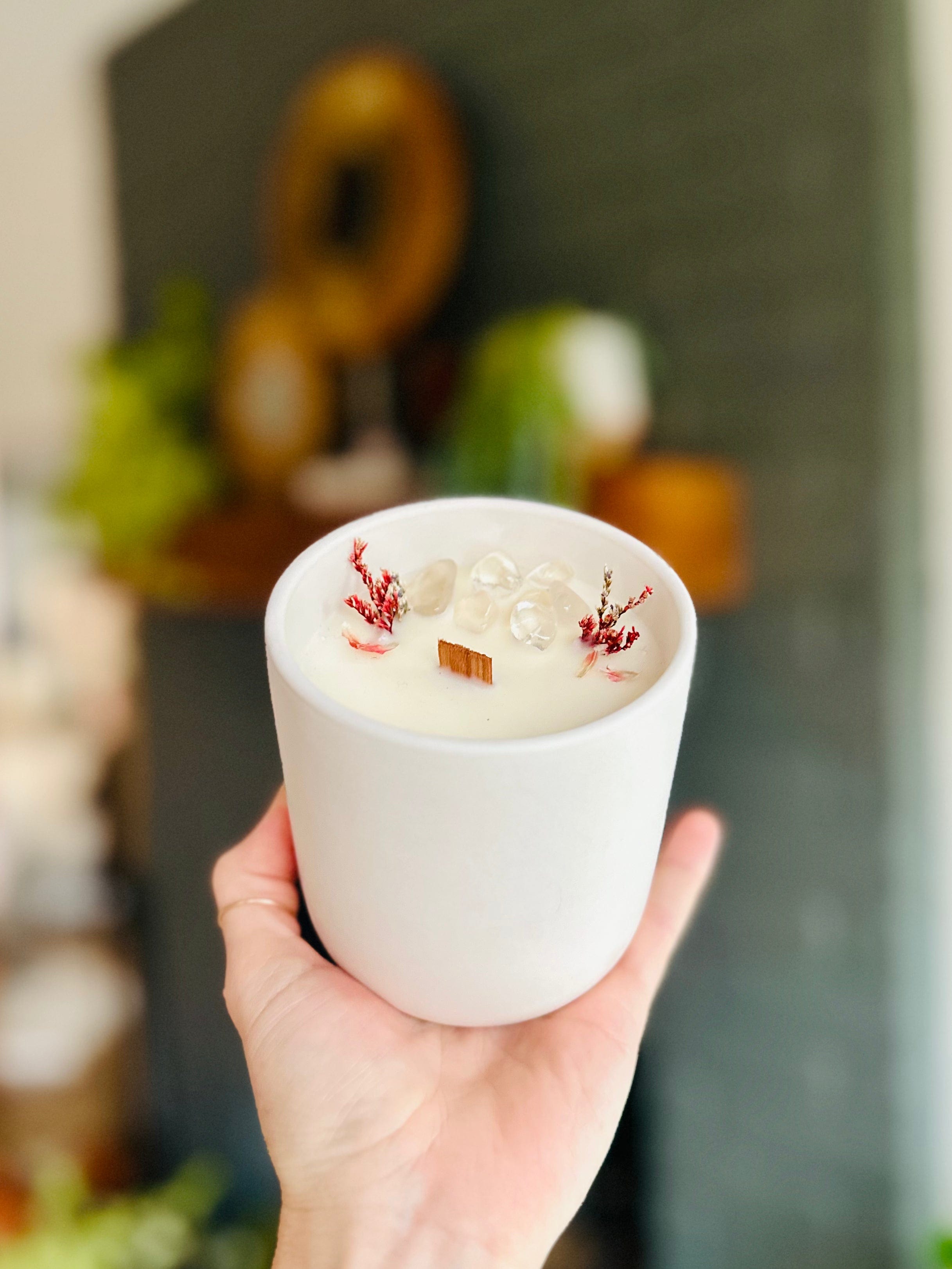 Aspire clear quartz crystal candle - infused with crystals for mindfulness and relaxation, made with eco-friendly coconut wax