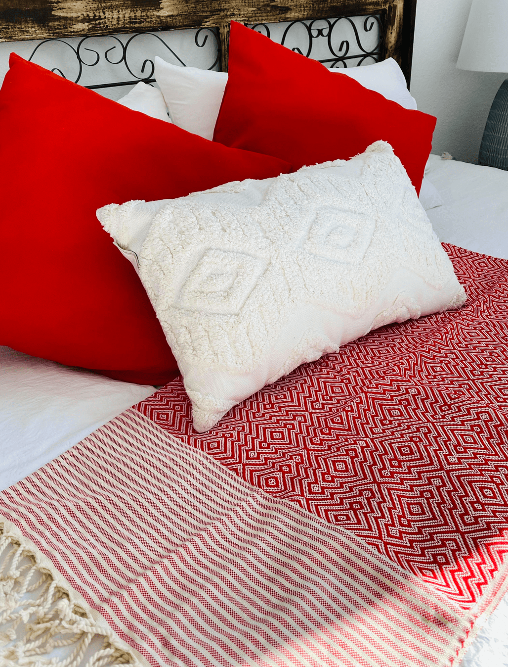 Yucca Peshtemal RED Throw