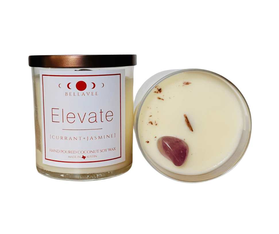 bellavee elevate amethyst crystal candle with wooden wick and scented with black currant and jasmine aroma, crafted to reduce stress and enhance well-being