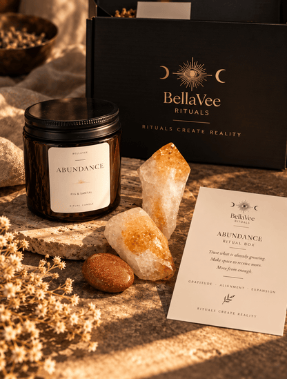 BellaVee Abundance Ritual Box with Fig &amp; Santal candle, Citrine crystals and Goldstone