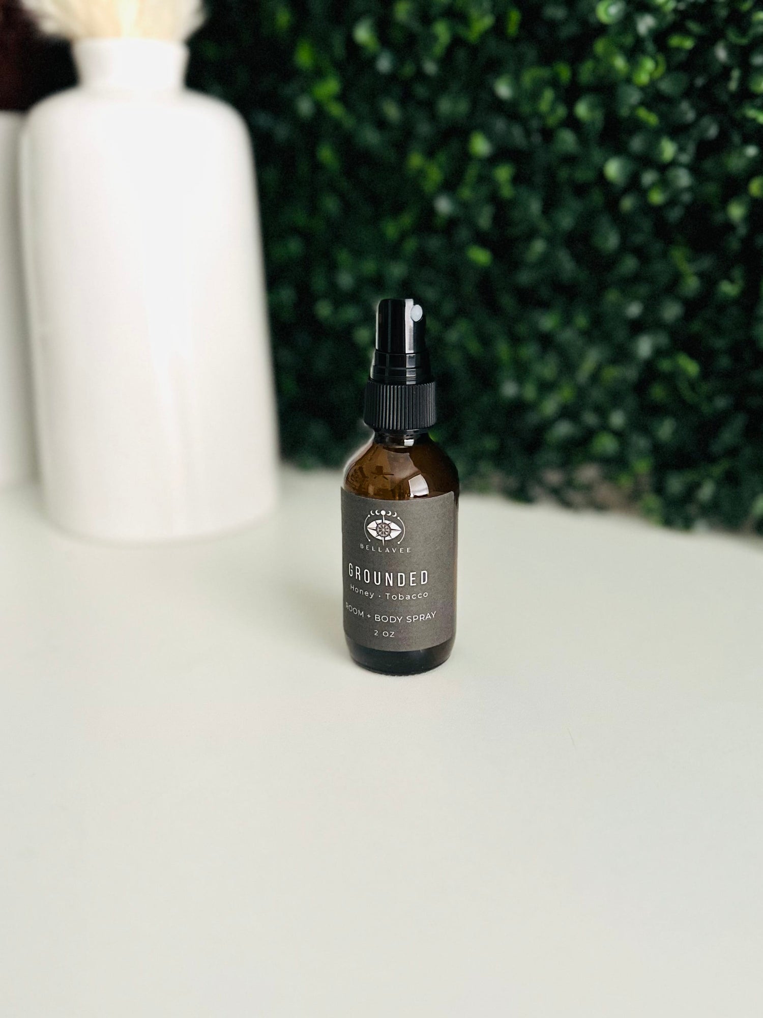 Warm room and body spray featuring honey tobacco and tonka by BellaVee