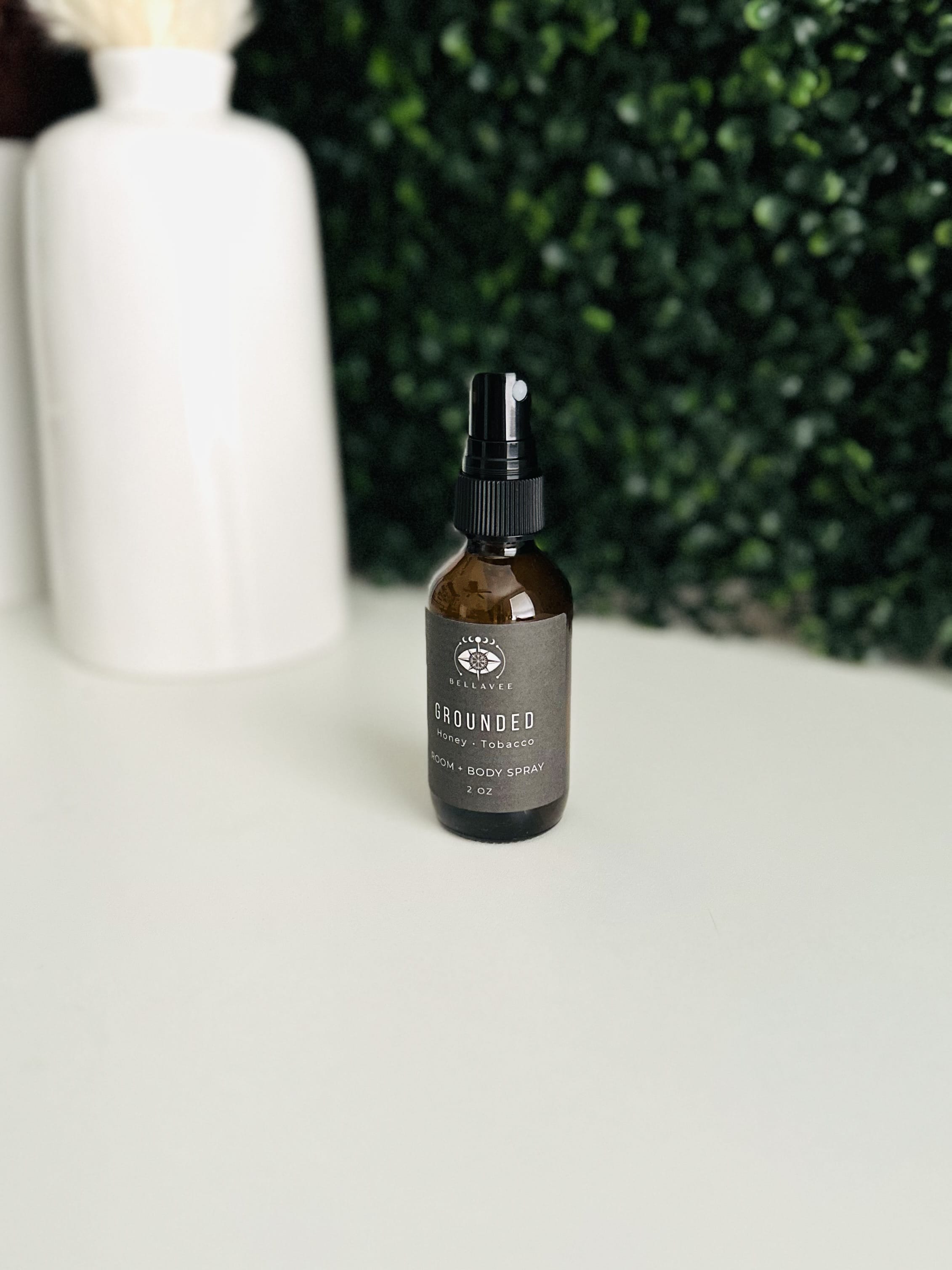 Warm room and body spray featuring honey tobacco and tonka by BellaVee