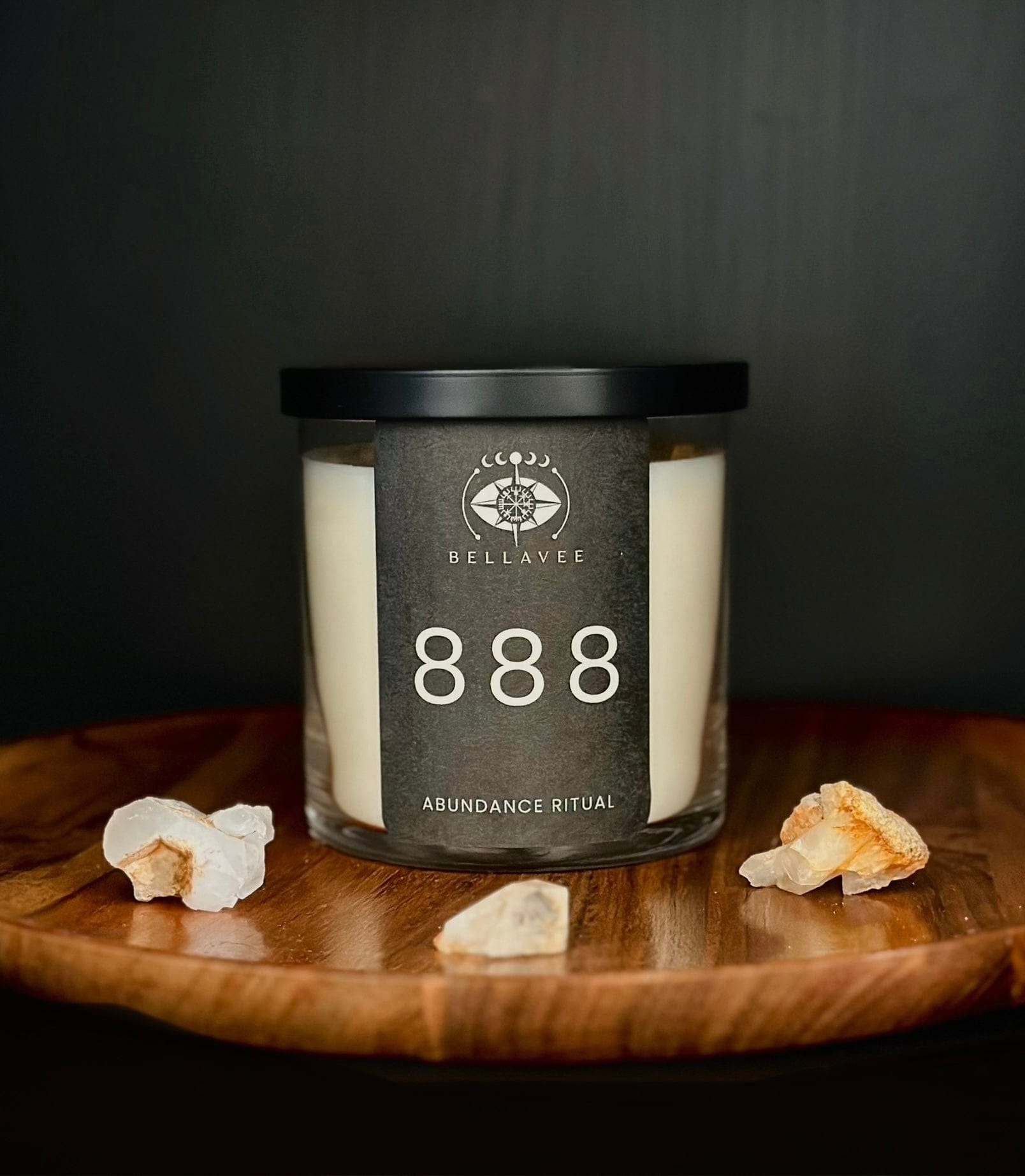 Citrine abundance ritual candle with a warm scent blend designed to support prosperity, confidence, and manifestation.