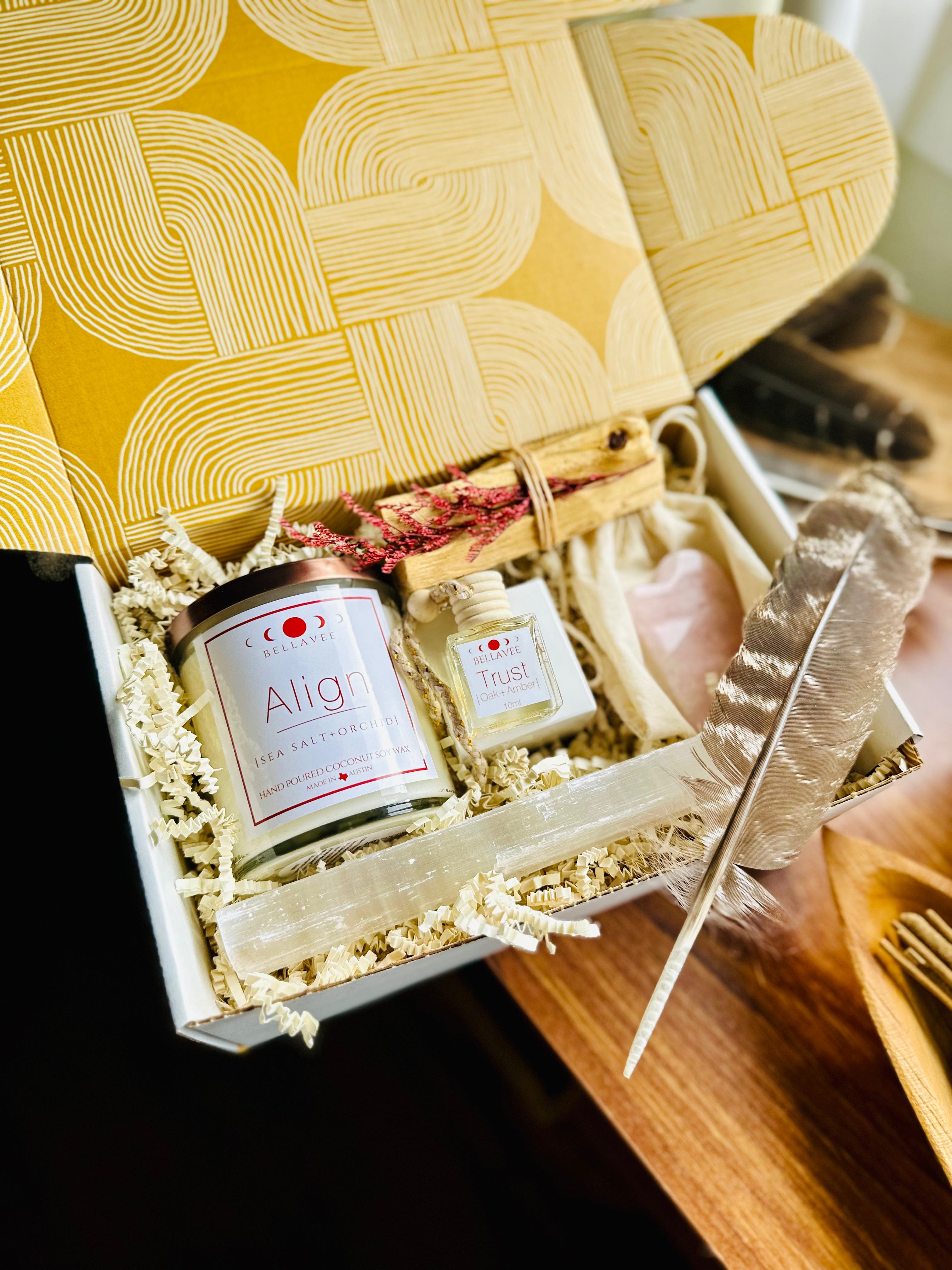 Align Clear quartz candle in a gift box for wellness for the new year. A beautiful and thoughtful gift of self-care. 