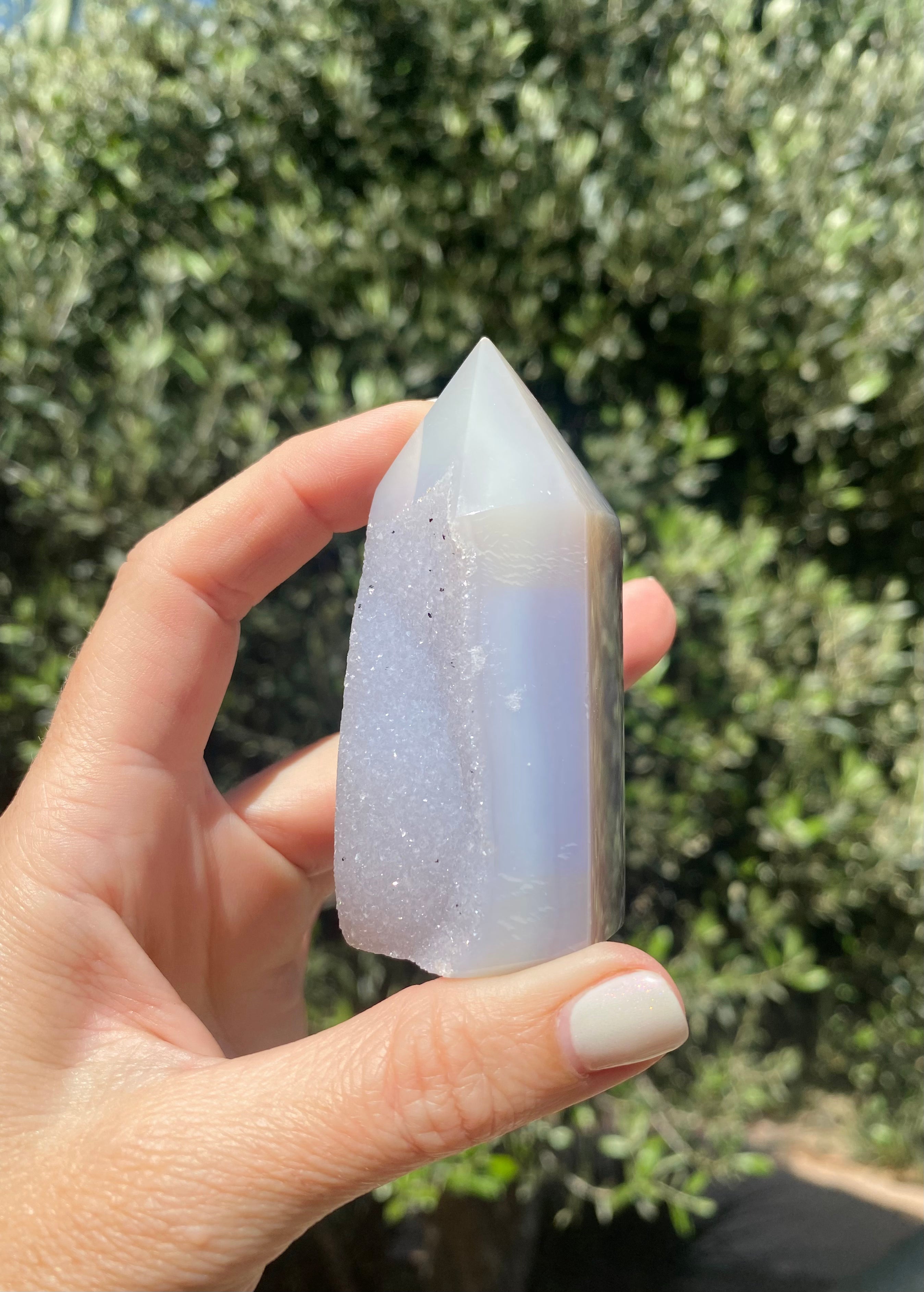 Agate Obelisk with glittering microcrystals, harmonizes body, mind, and spirit while cleansing aura and eliminating negativity